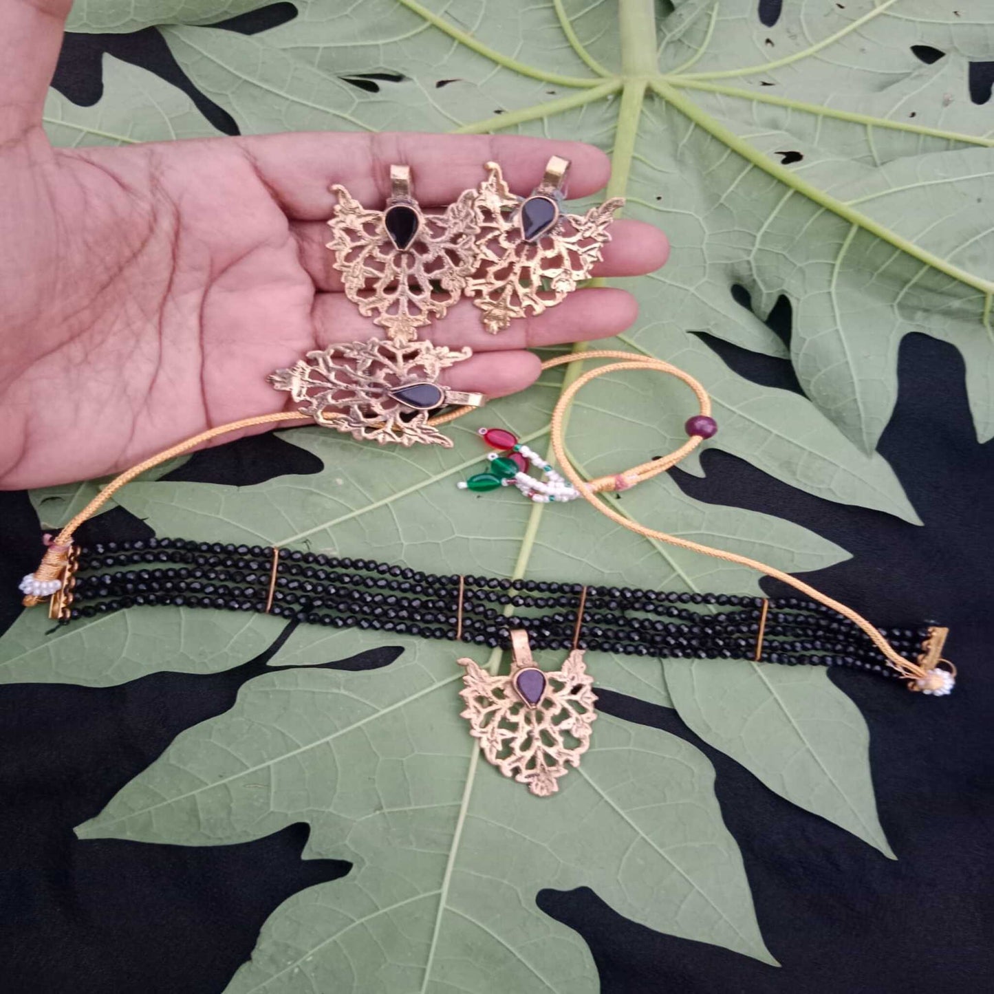 Sumadani Style Set Choker Studs and Ring