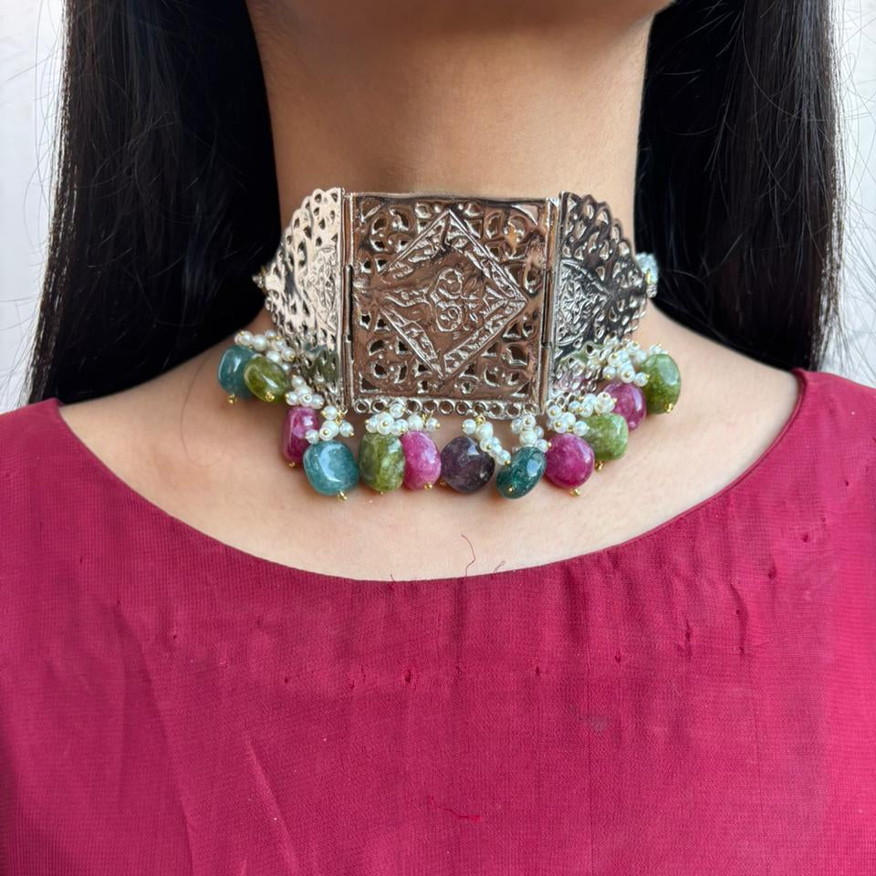 Semi Precious Stones Silver Choker and stud's