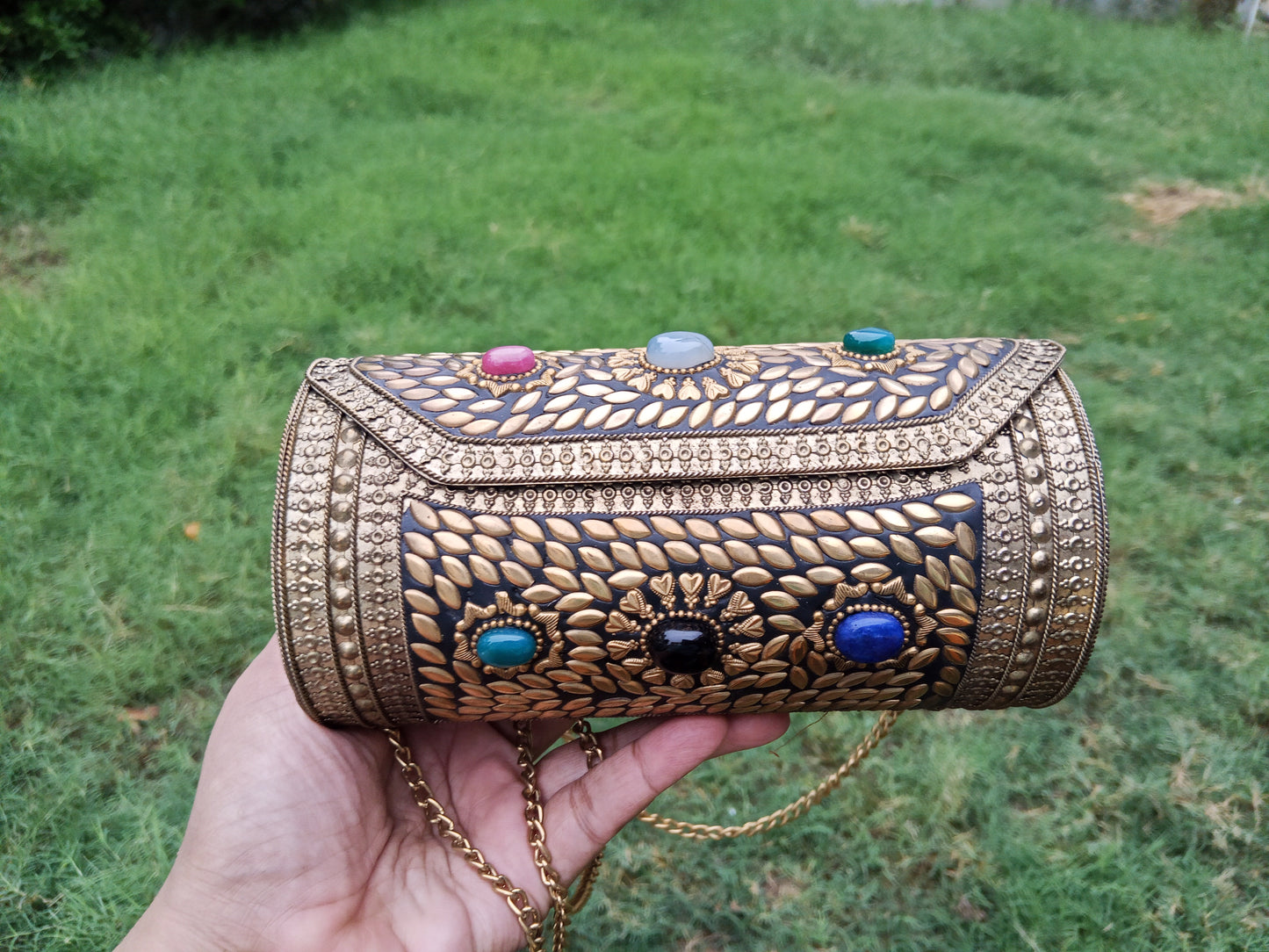 Dhool Style Clutch