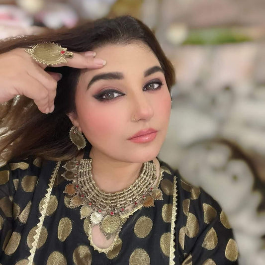 Leaves style choker Studs and ring adjustable size