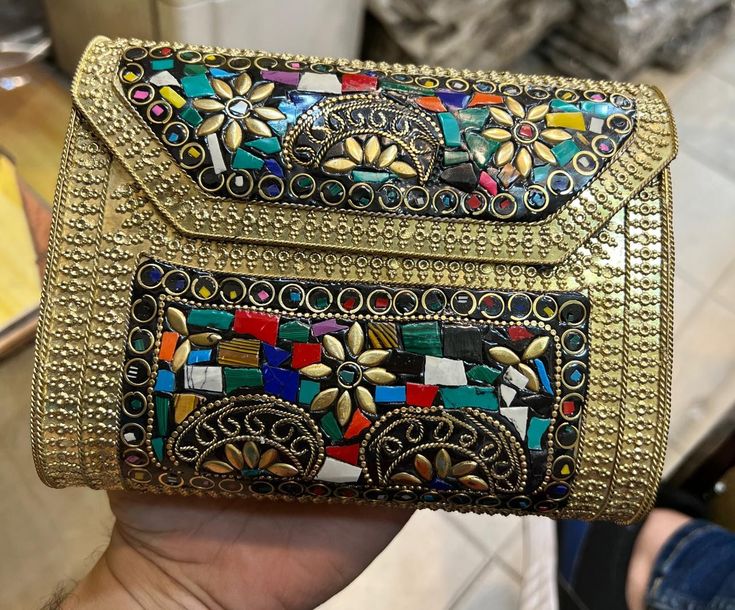 Hunar Handcrafted Clutch