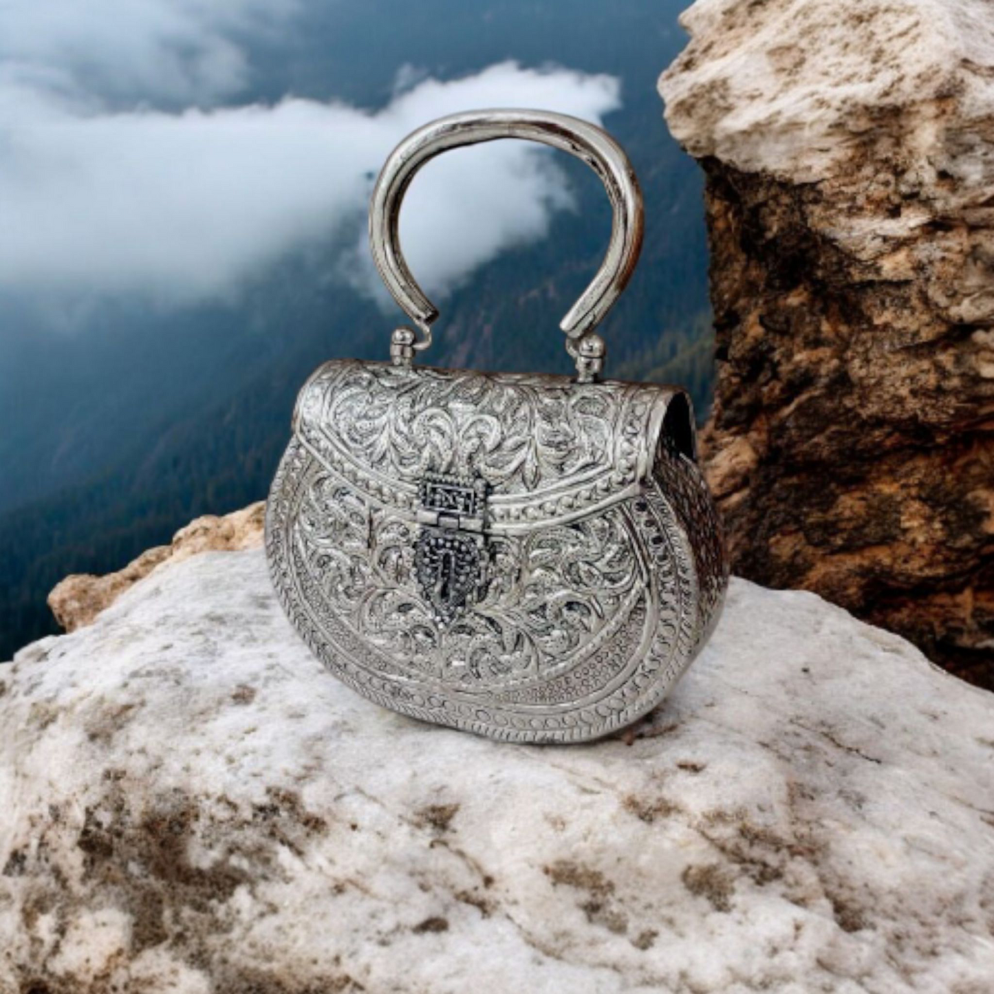 Oxidized Metal Clutch