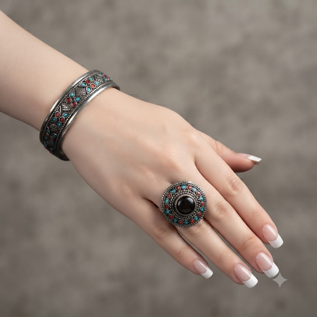 Rivaya Cuff Set