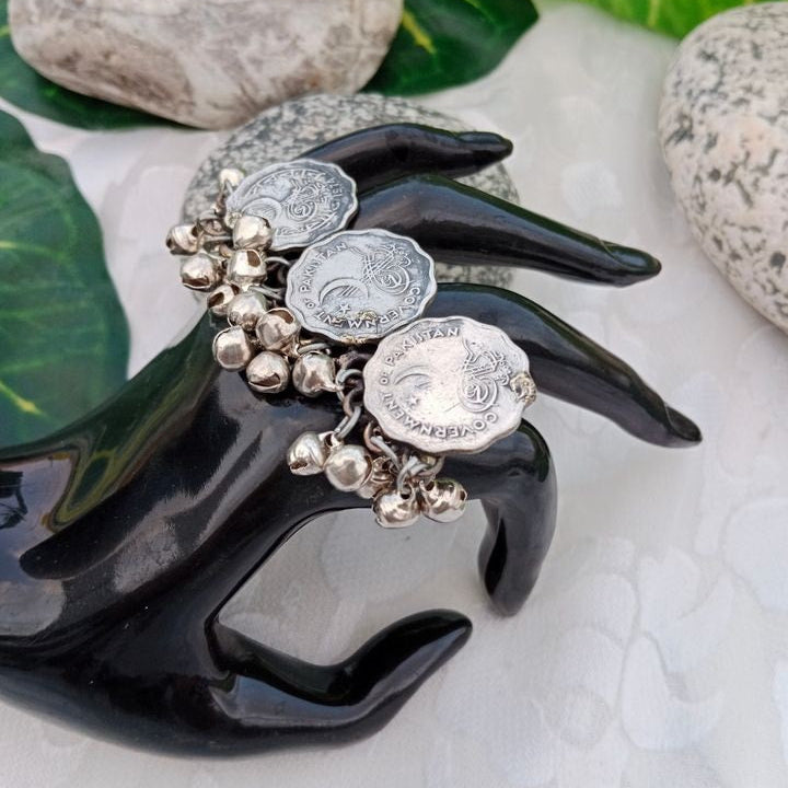 3 Coins Ring