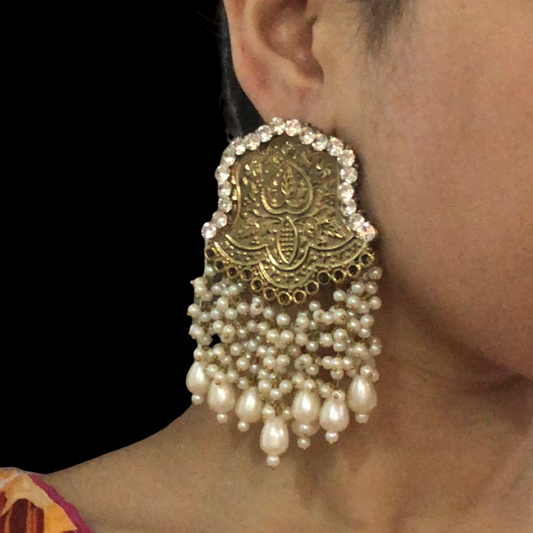 Zarqaa Pearl fall Earrings