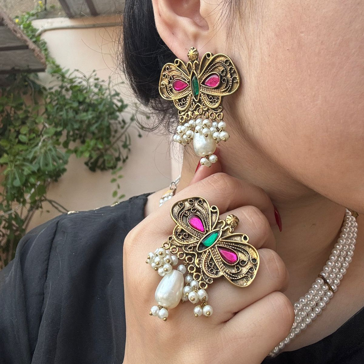 Ribbon Choker Studs and Ring Set