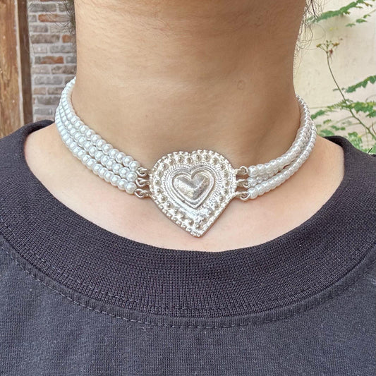 Shiny Heart Choker Silver