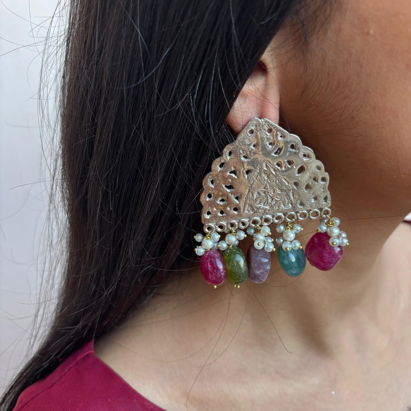 Semi Precious Stones Silver Choker and stud's