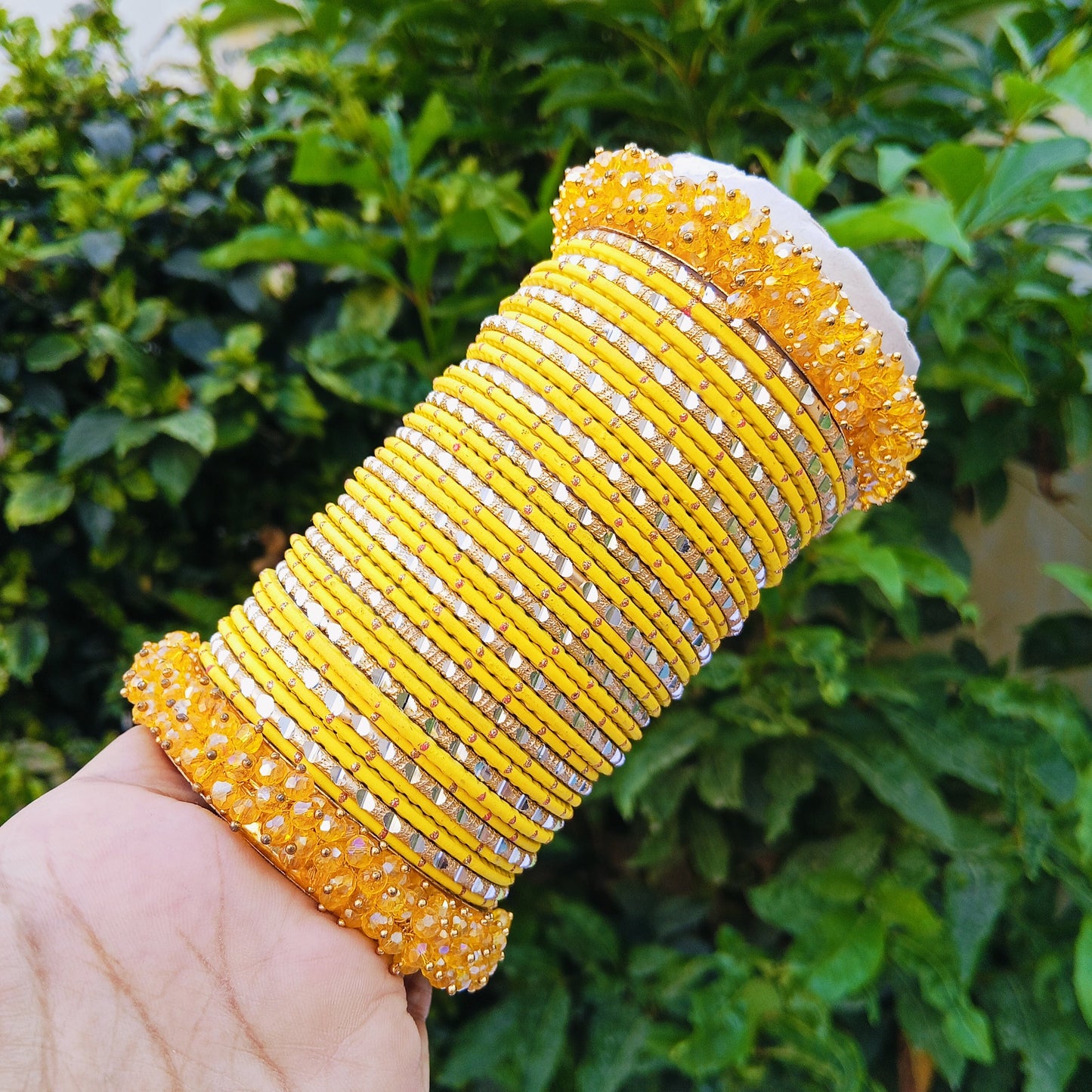 Gajra Kangun with Metal Bangles