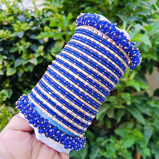 Gajra Kangun with Metal Bangles