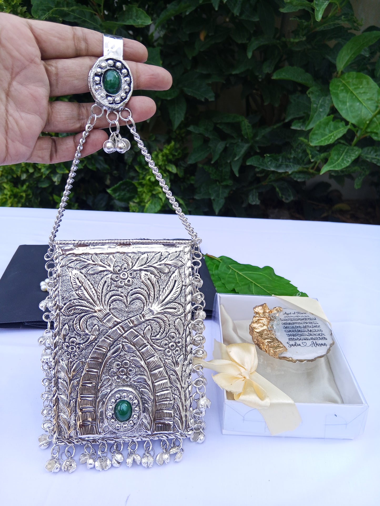 Two tone metal mobile pouch 