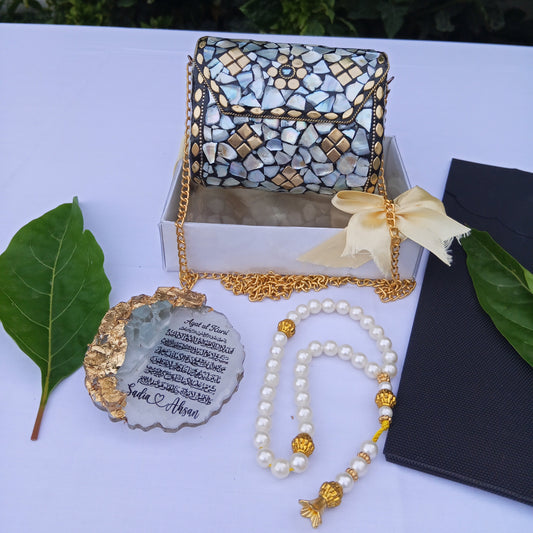Mini Metal Clutch