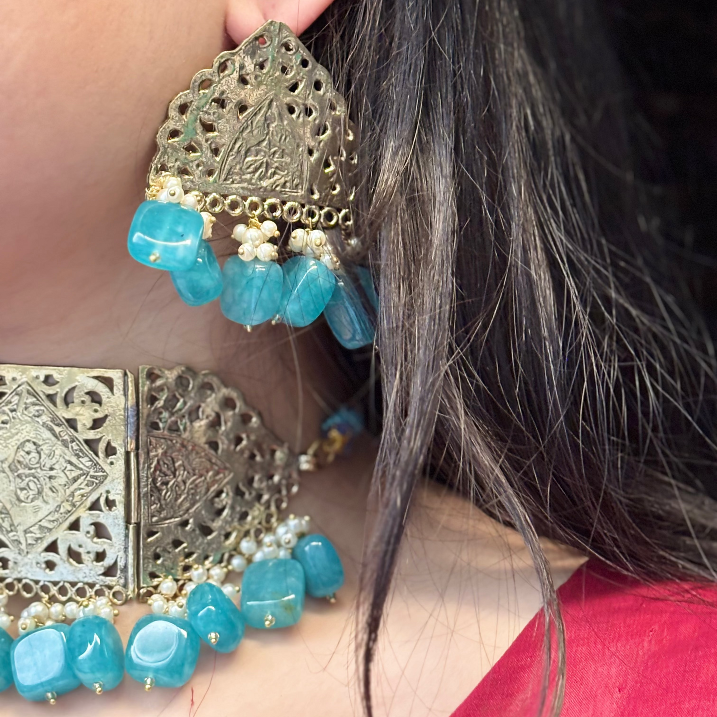 Semi Precious Stones Chokar and Studs