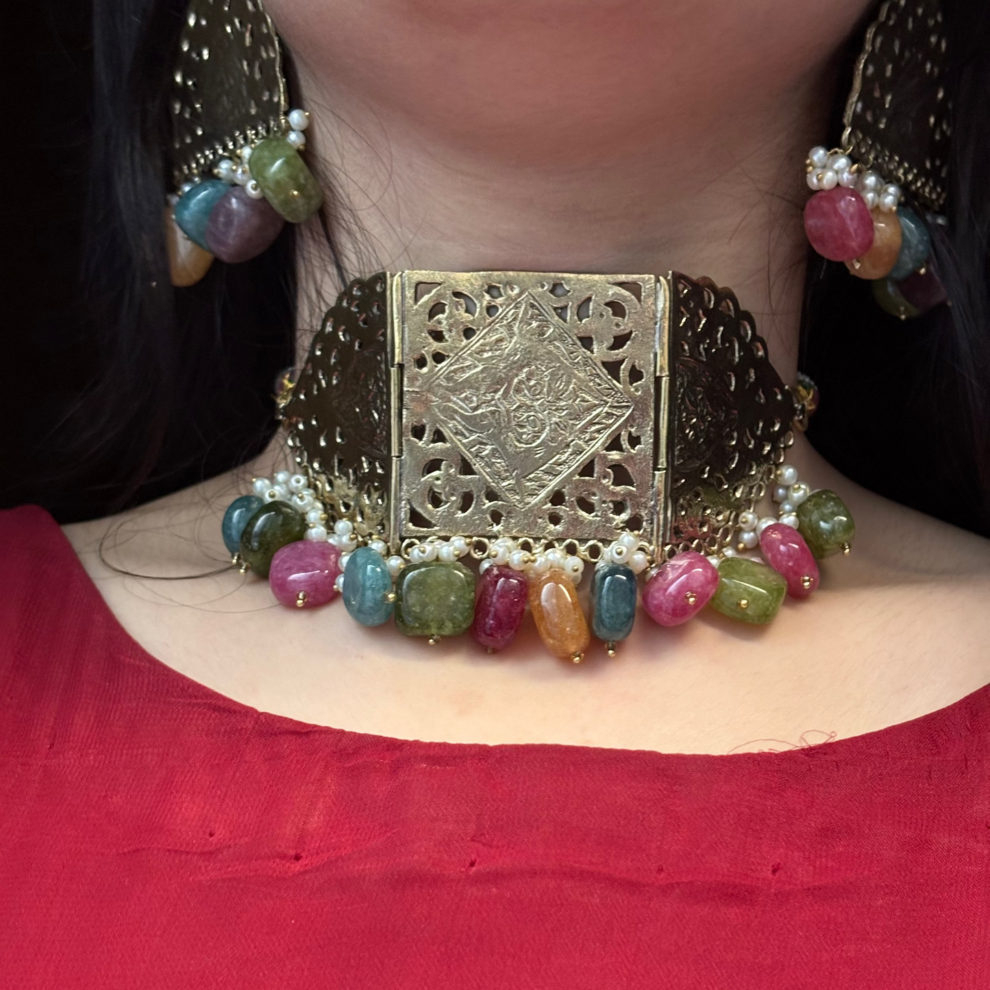 Semi Precious Stones Chokar and Studs