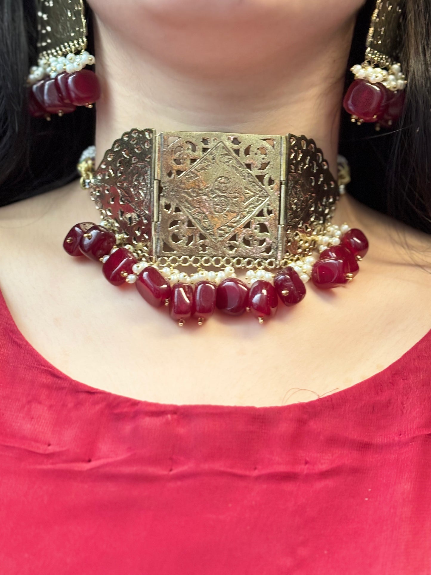 Semi Precious Stones Chokar and Studs