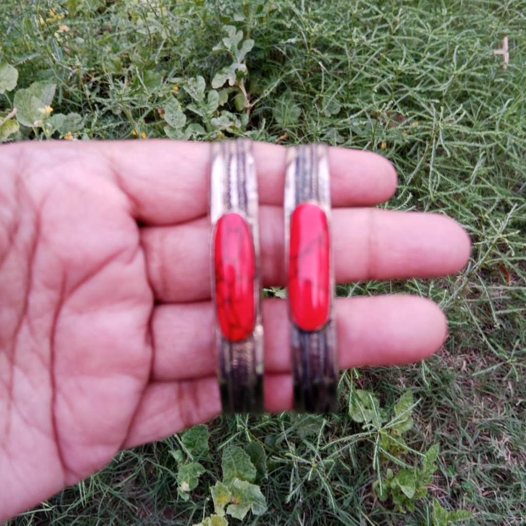 Nayab Kara Pair