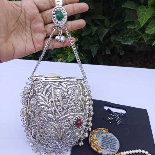 Mobile pouch  Metal