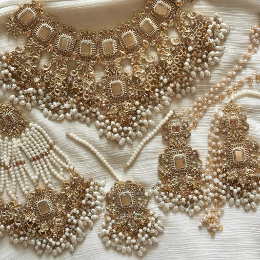 Dhanak Bridal Set