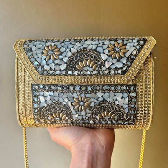 Hunar Handcrafted Clutch