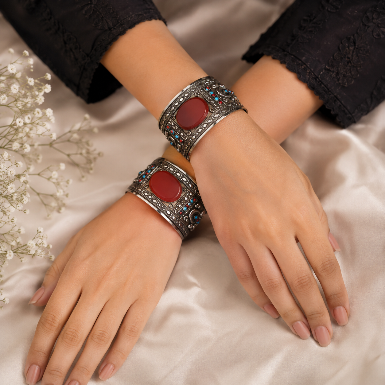 Cocoa Aqeeq Cuff pair