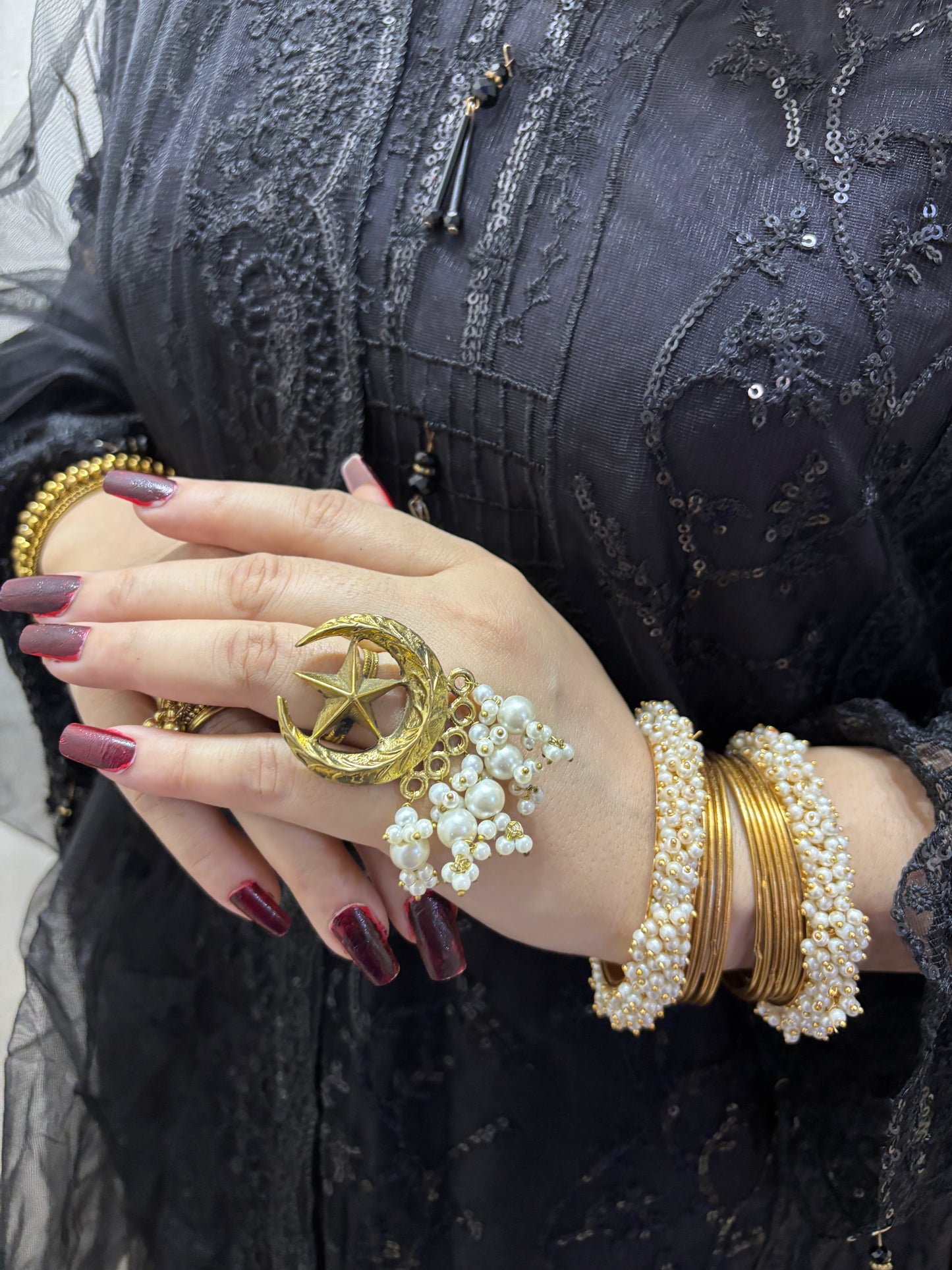 Zeenat Chand Pearls Set