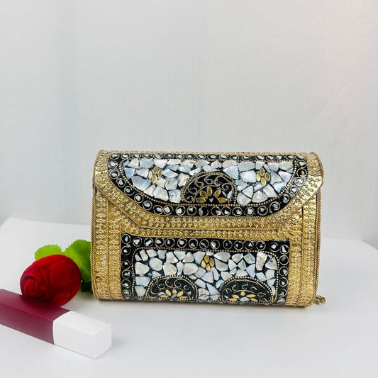 Hunar Handcrafted Clutch